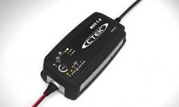 CTEK BUMPER 100 on charger